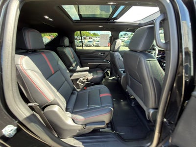 2025 Chevrolet Traverse AWD RS