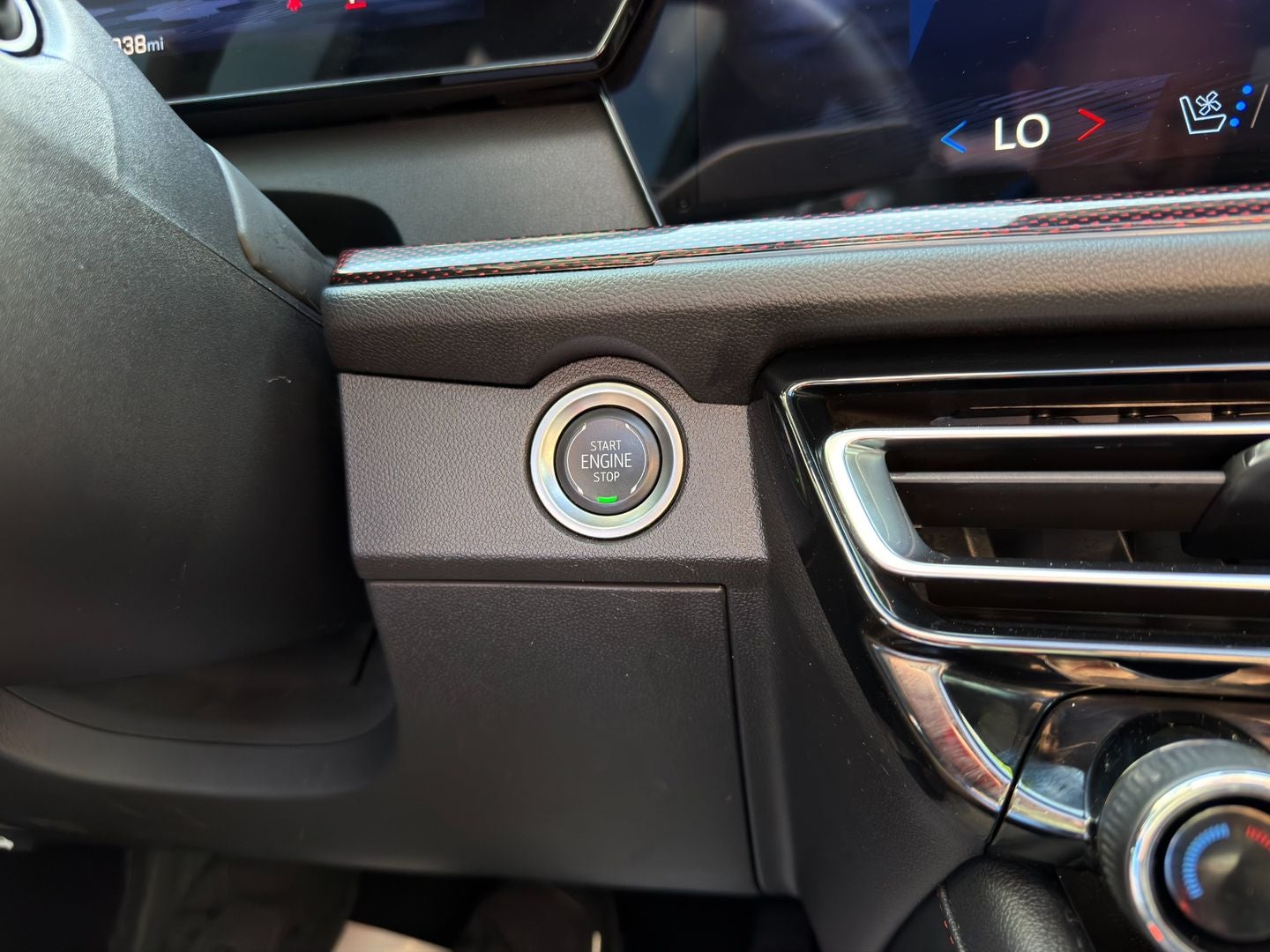 2025 Chevrolet Traverse AWD RS