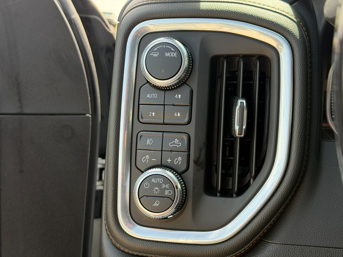 2022 GMC Sierra 2500HD AT4