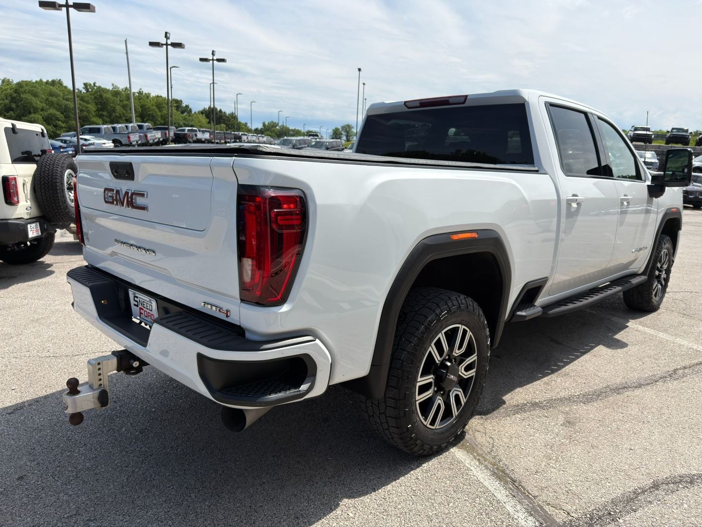 2022 GMC Sierra 2500HD AT4