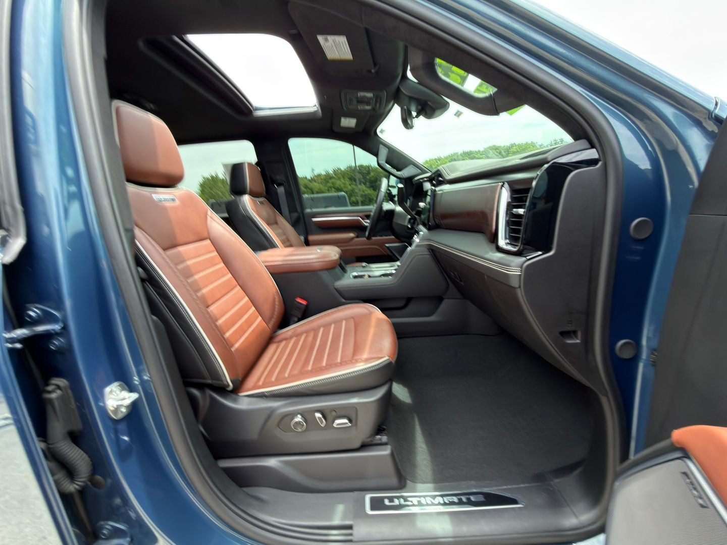 2025 GMC Sierra 3500HD Denali Ultimate