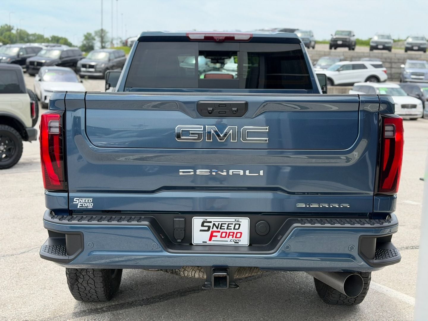 2025 GMC Sierra 3500HD Denali Ultimate