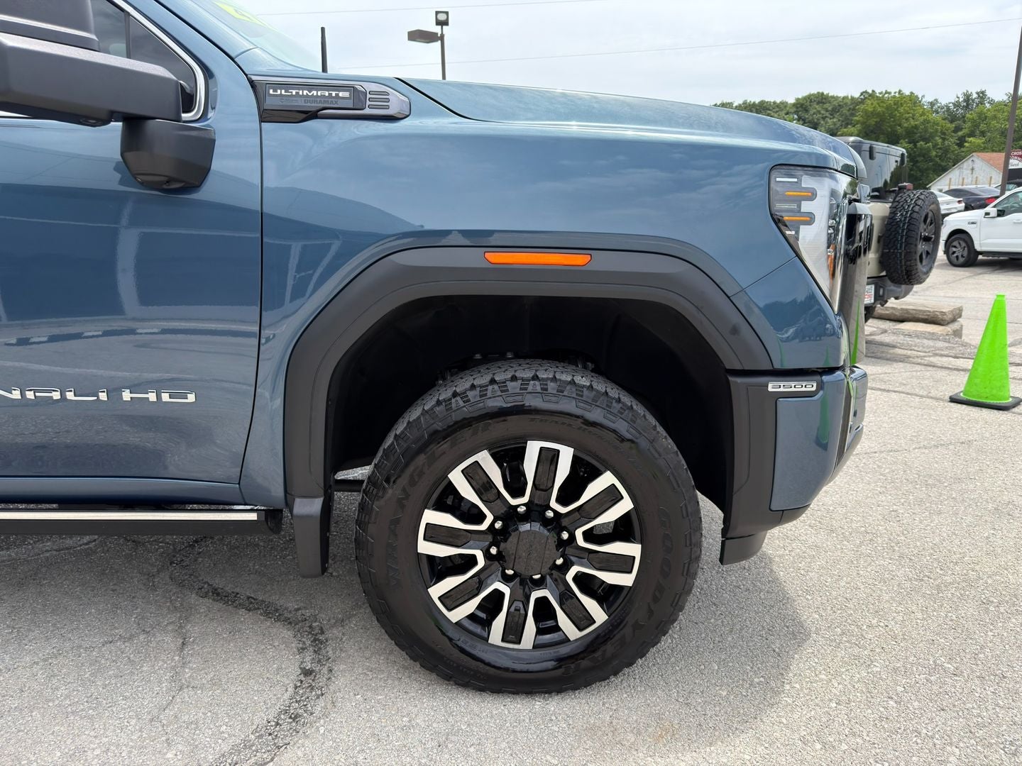 2025 GMC Sierra 3500HD Denali Ultimate