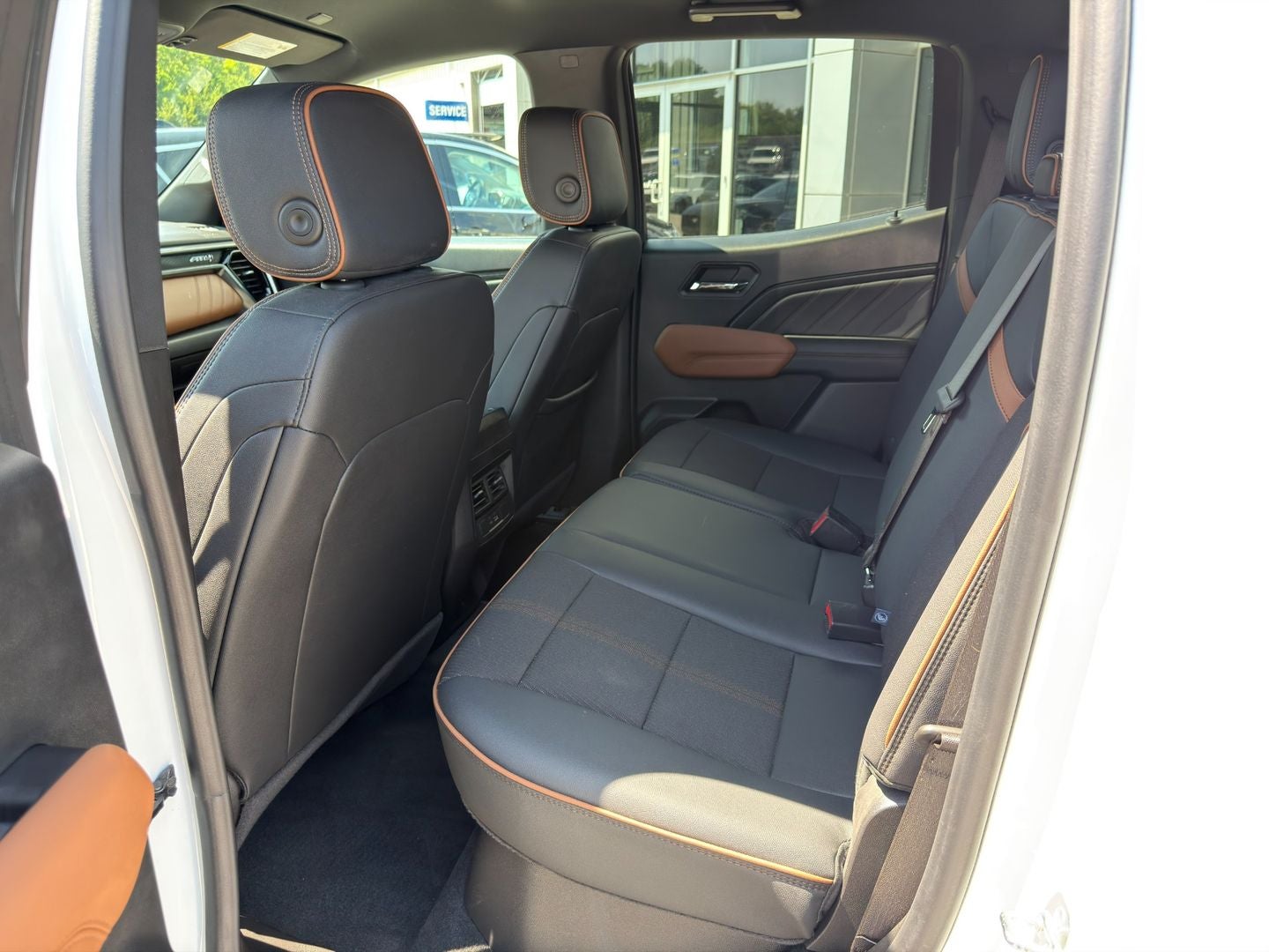 2024 GMC Canyon 4WD AT4