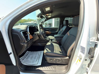 2024 GMC Canyon 4WD AT4