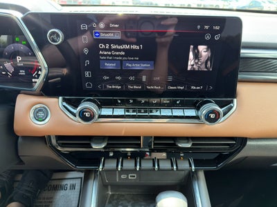 2024 GMC Canyon 4WD AT4