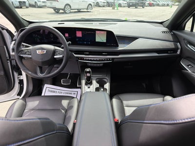 2025 Cadillac XT4 AWD Sport