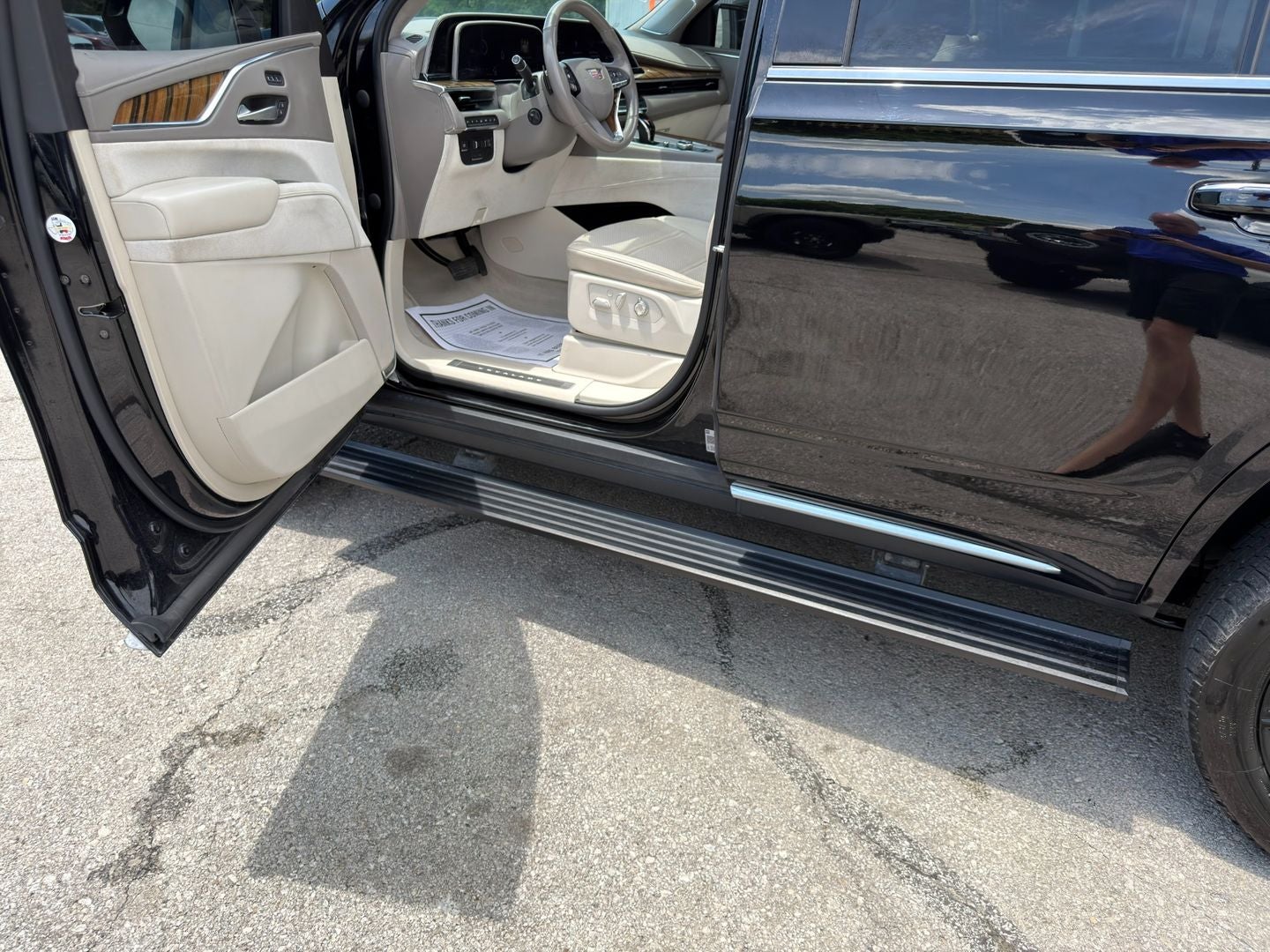 2023 Cadillac Escalade 4WD Premium Luxury Platinum