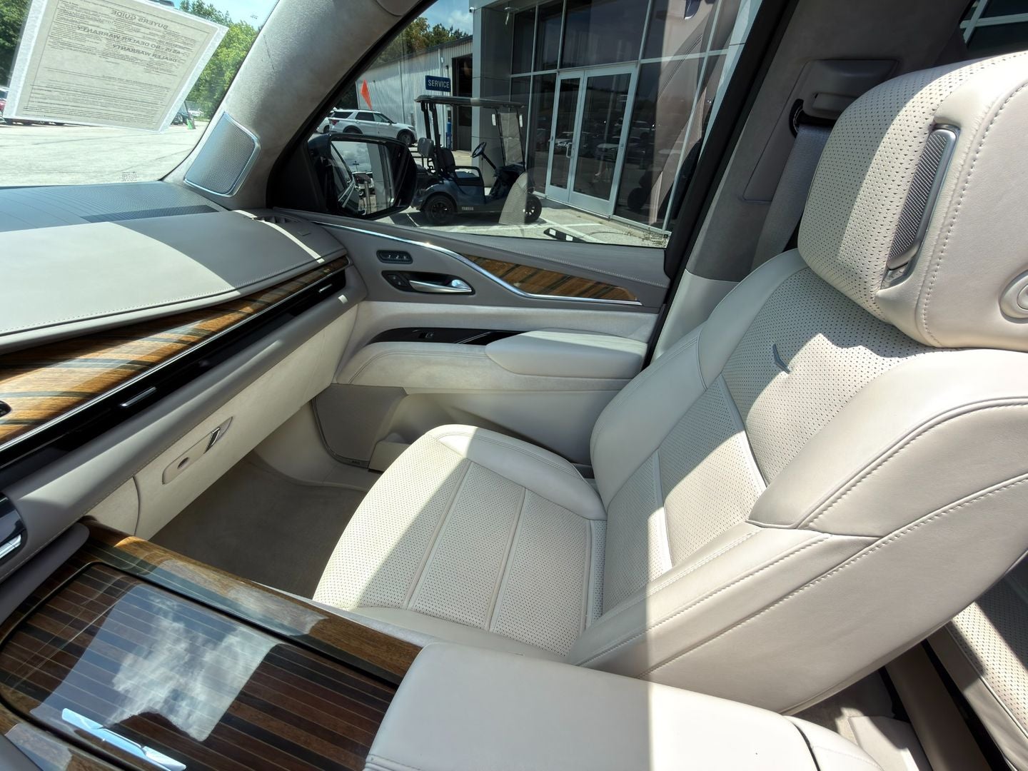 2023 Cadillac Escalade 4WD Premium Luxury Platinum