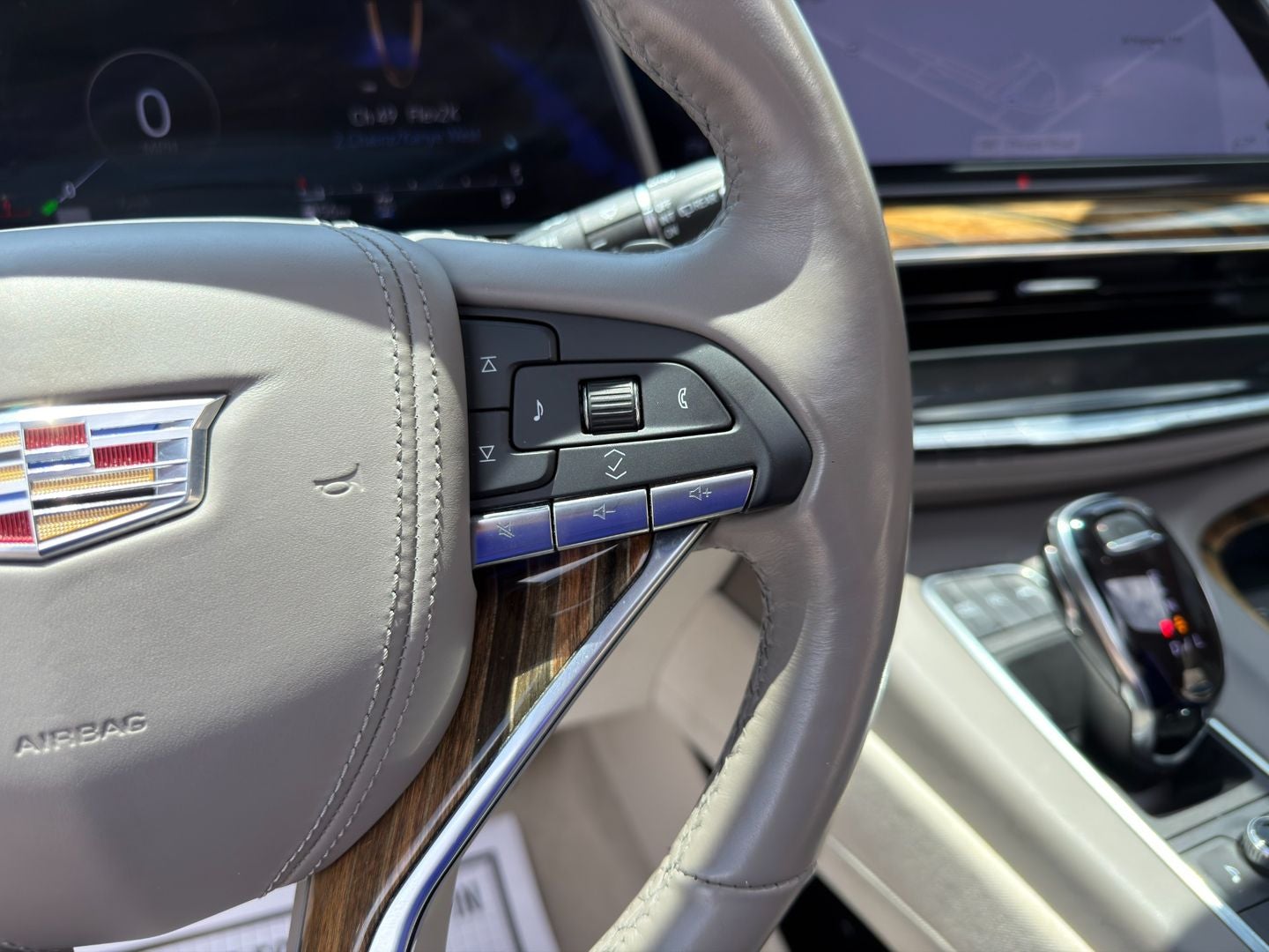 2023 Cadillac Escalade 4WD Premium Luxury Platinum