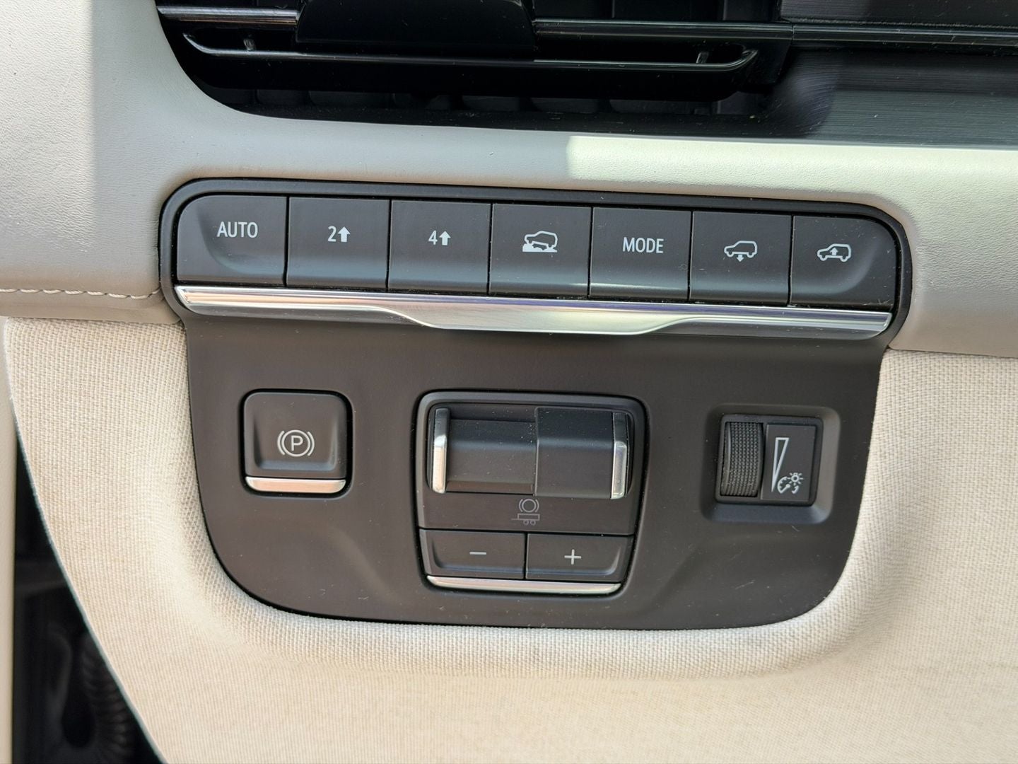 2023 Cadillac Escalade 4WD Premium Luxury Platinum