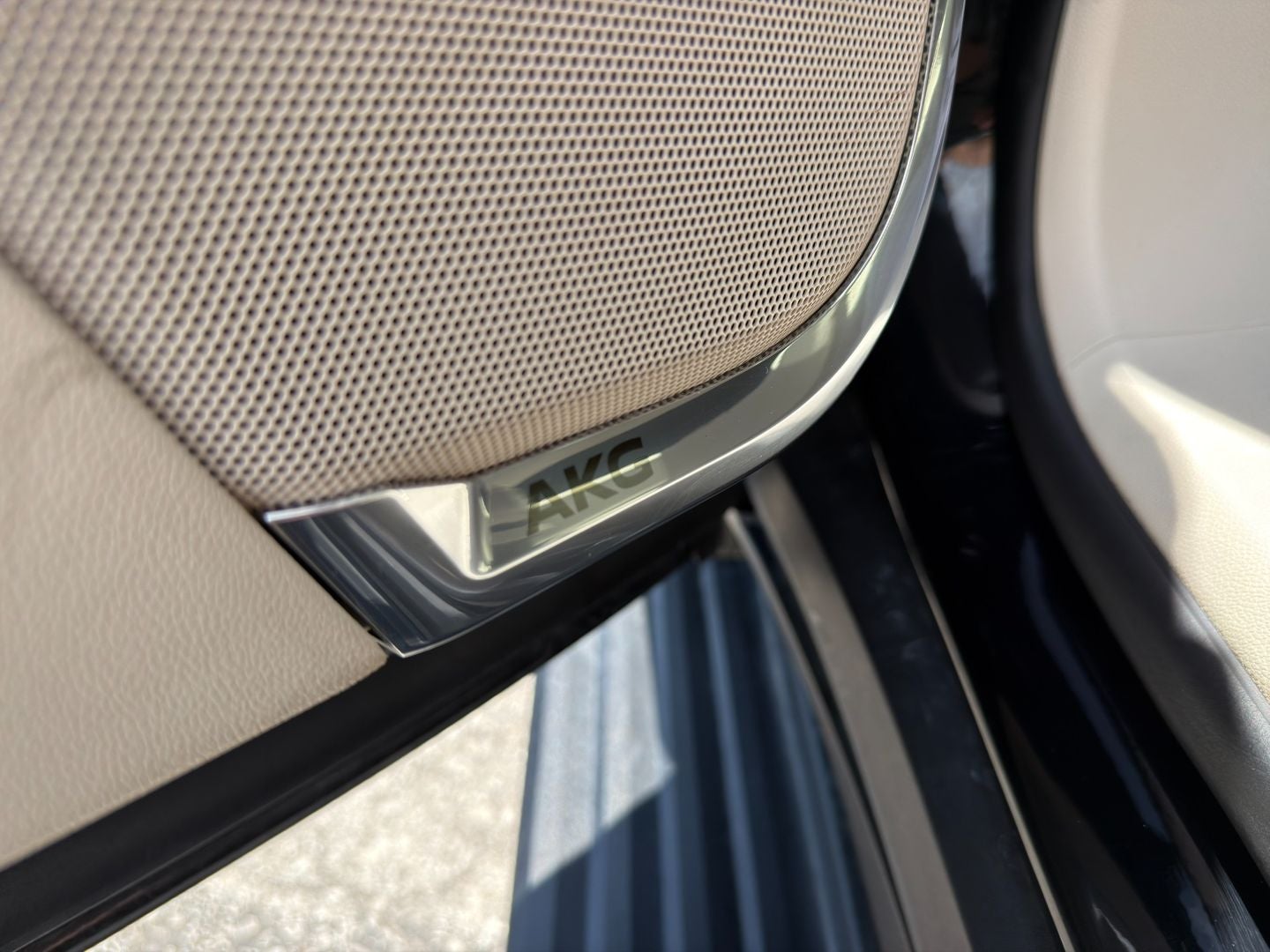 2023 Cadillac Escalade 4WD Premium Luxury Platinum