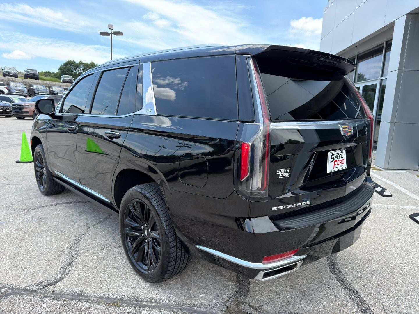 2023 Cadillac Escalade 4WD Premium Luxury Platinum