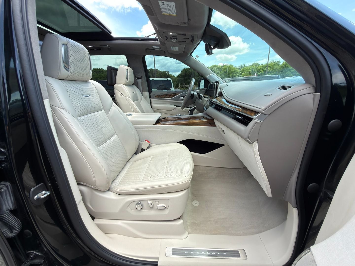 2023 Cadillac Escalade 4WD Premium Luxury Platinum