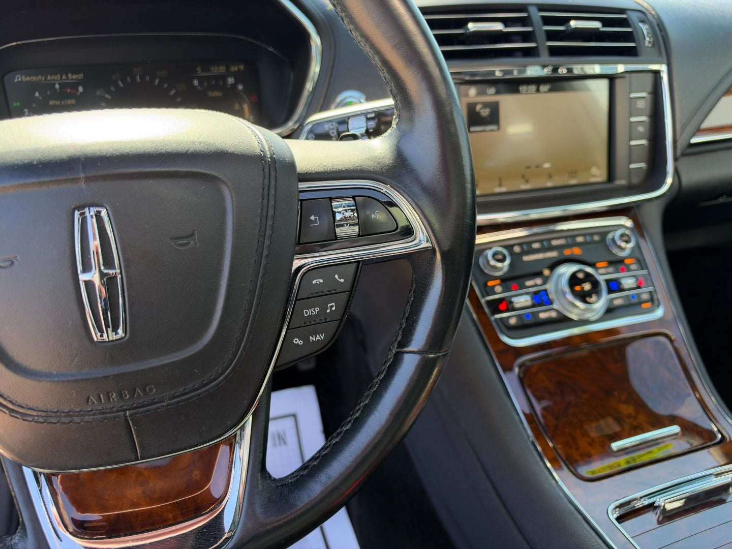 2017 Lincoln Continental Reserve