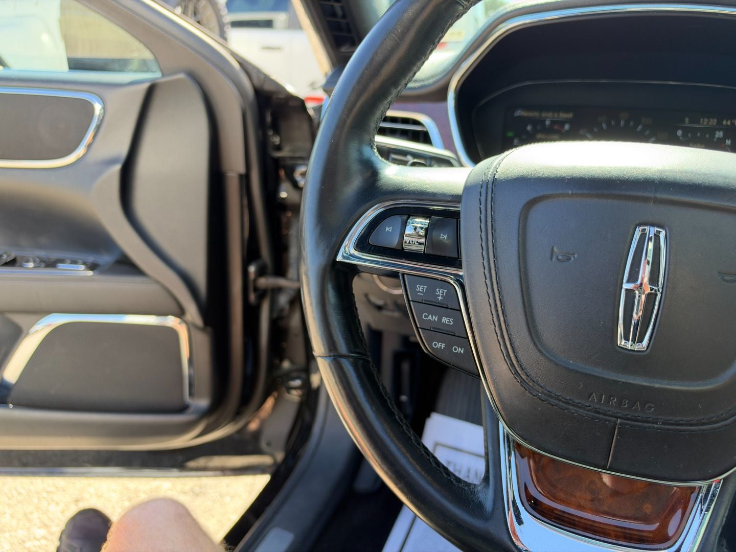2017 Lincoln Continental Reserve