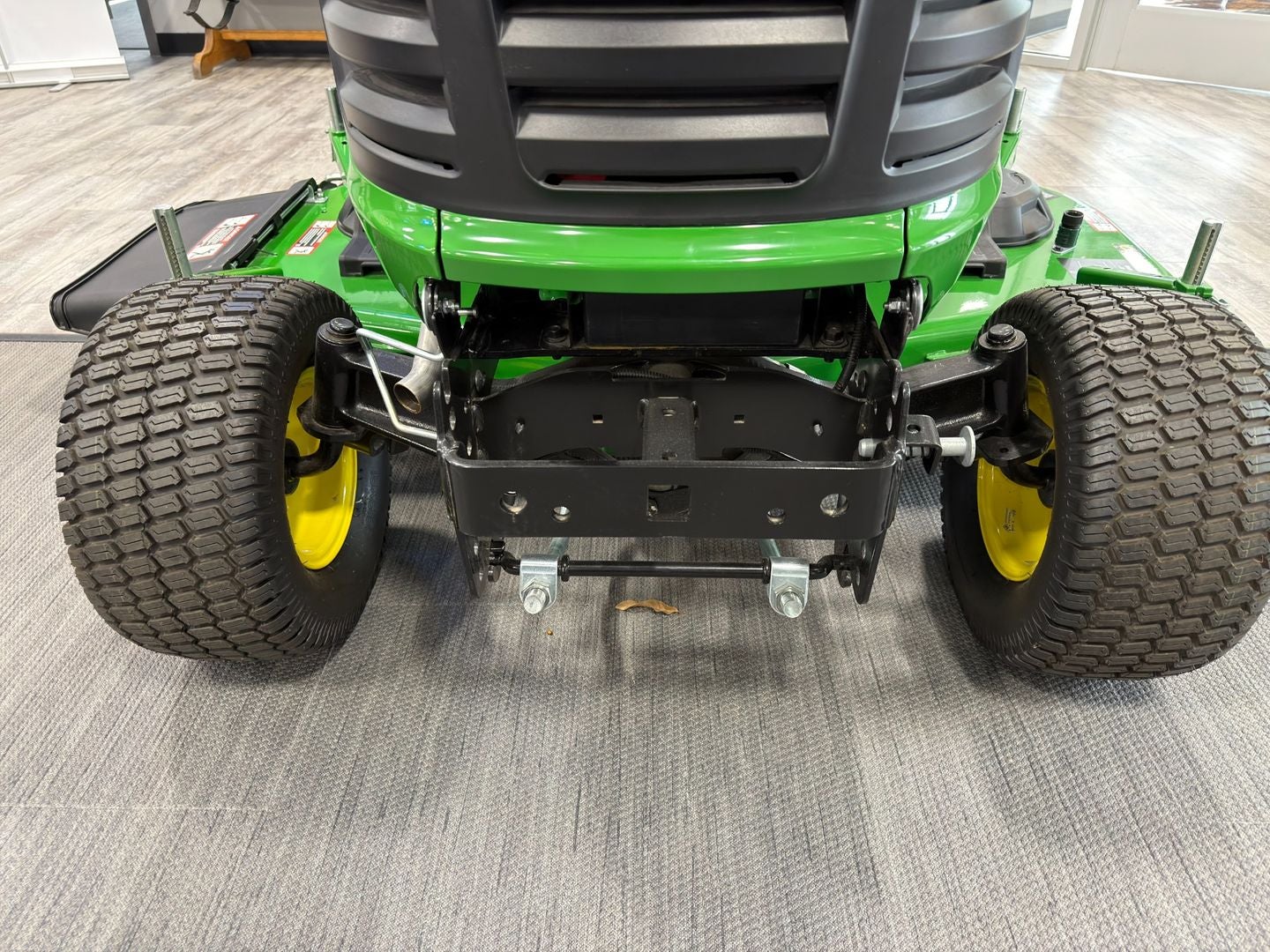 2024 John Deere X730 Base