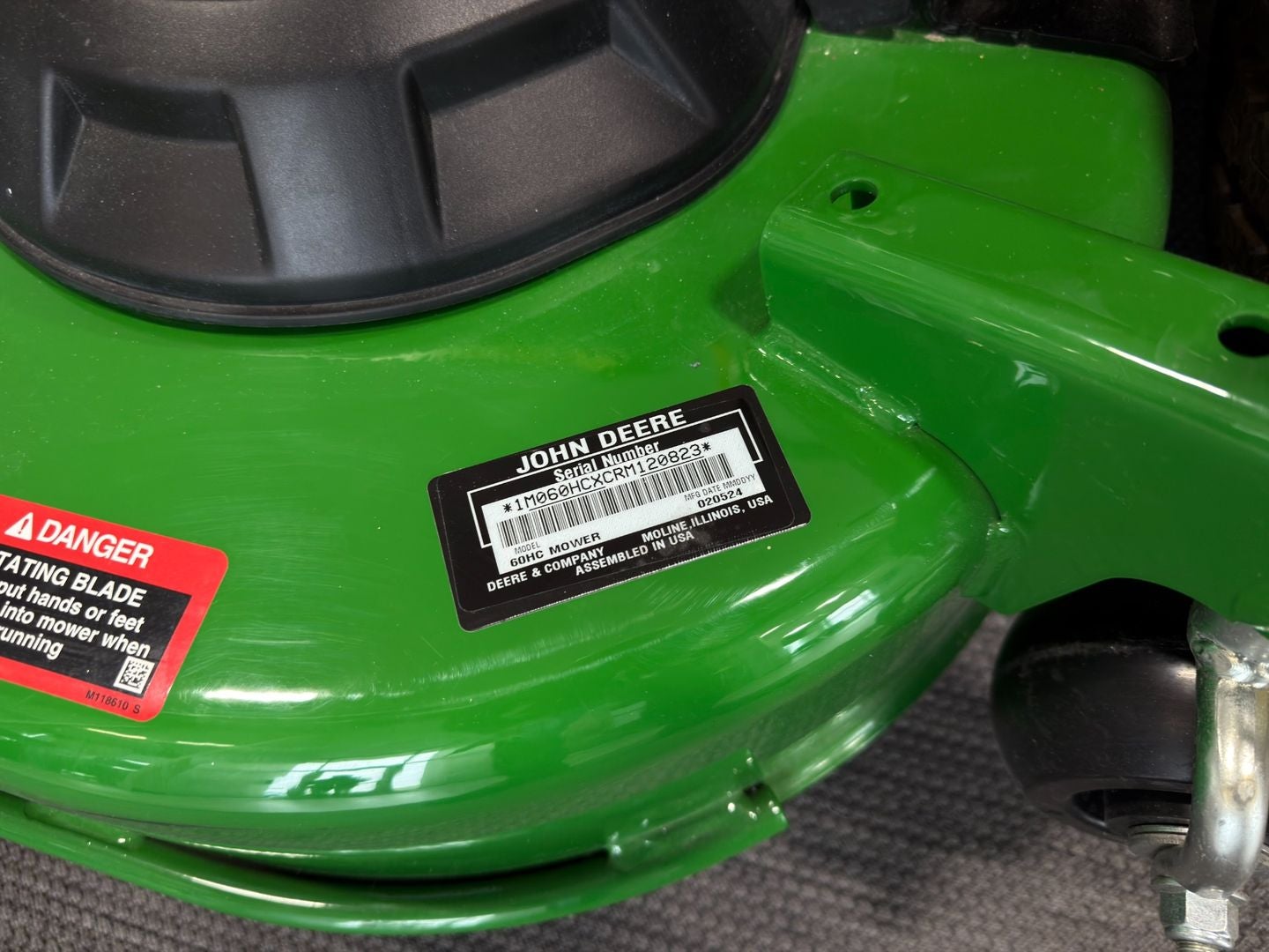 2024 John Deere X730 Base