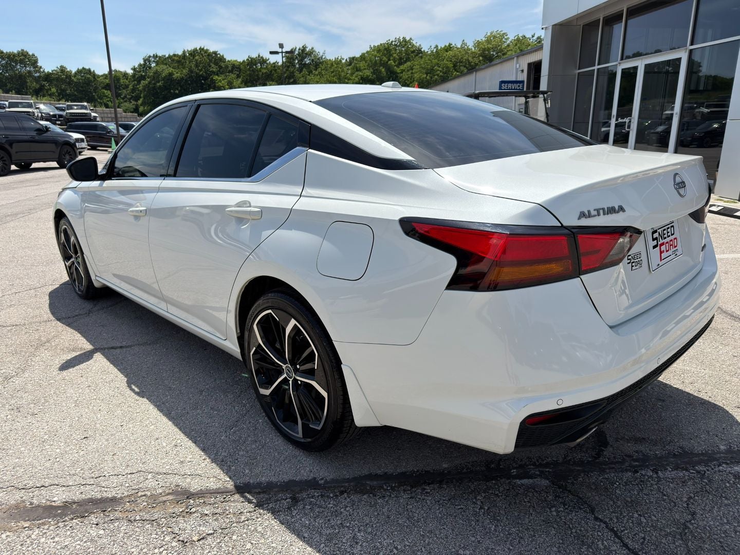 2024 Nissan Altima 2.5 SR