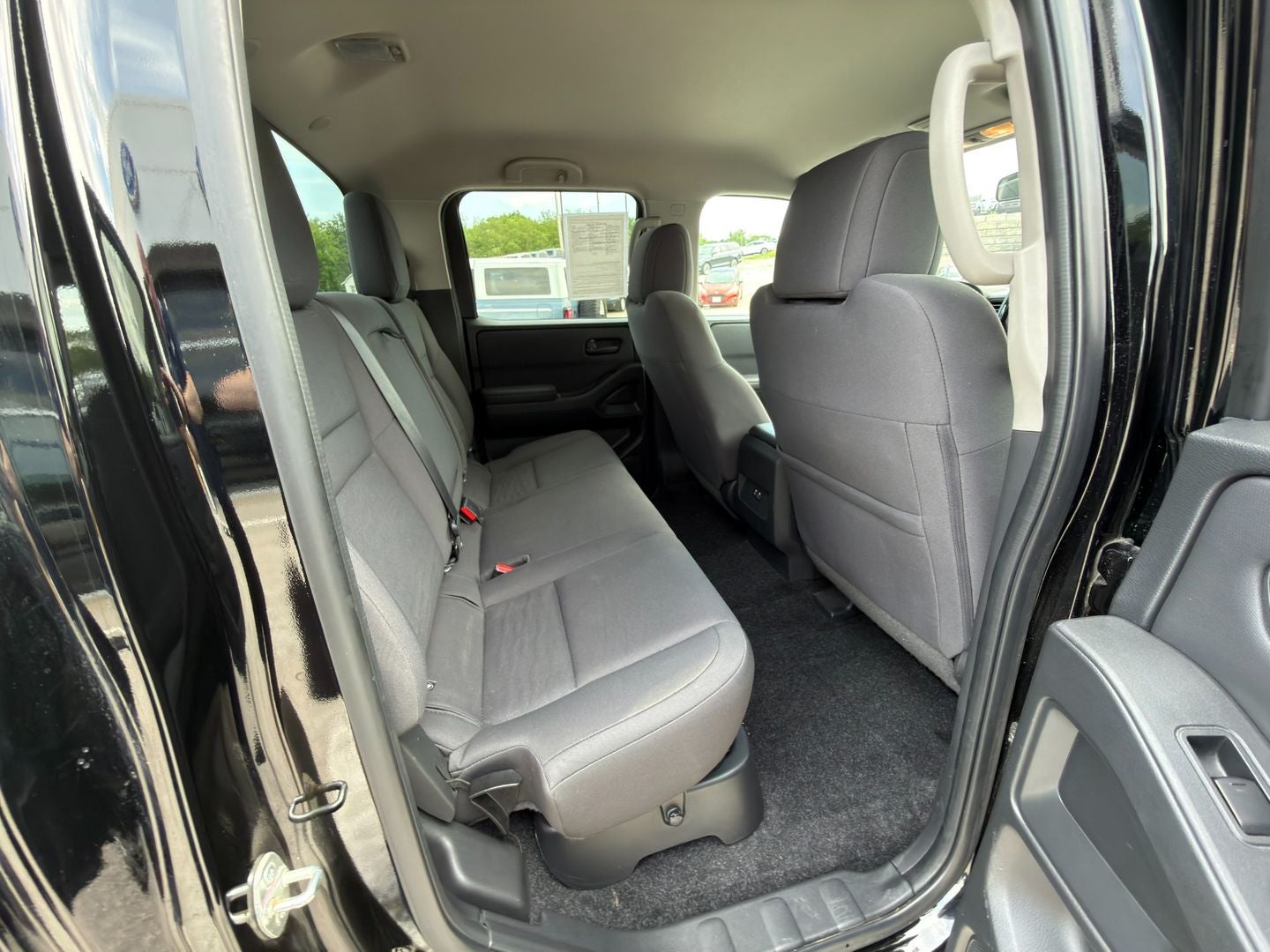 2022 Nissan Frontier S