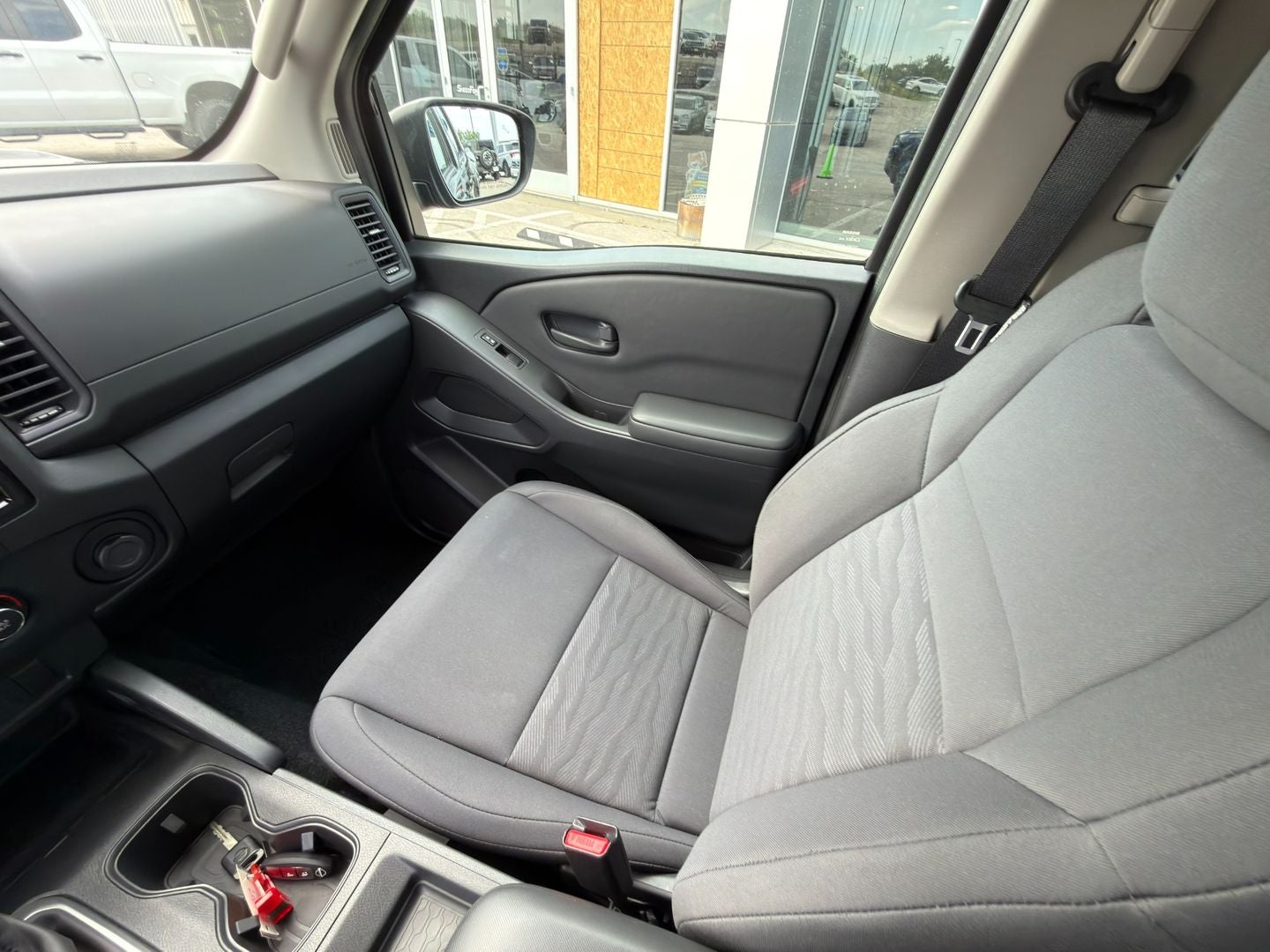 2022 Nissan Frontier S