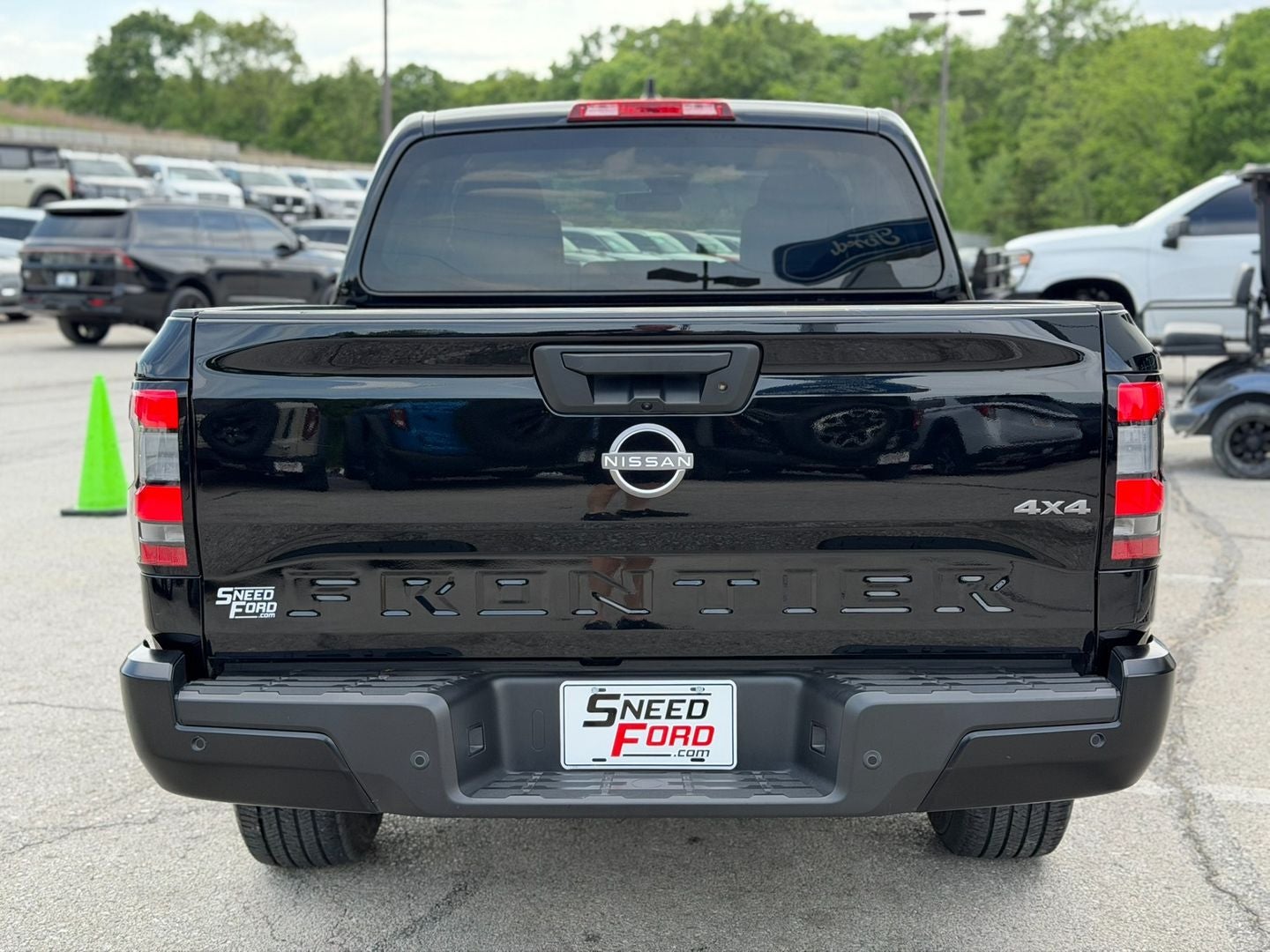 2022 Nissan Frontier S