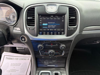 2019 Chrysler 300 Touring