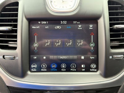 2019 Chrysler 300 Touring
