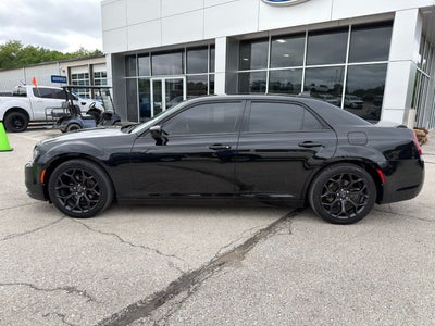 2019 Chrysler 300 Touring