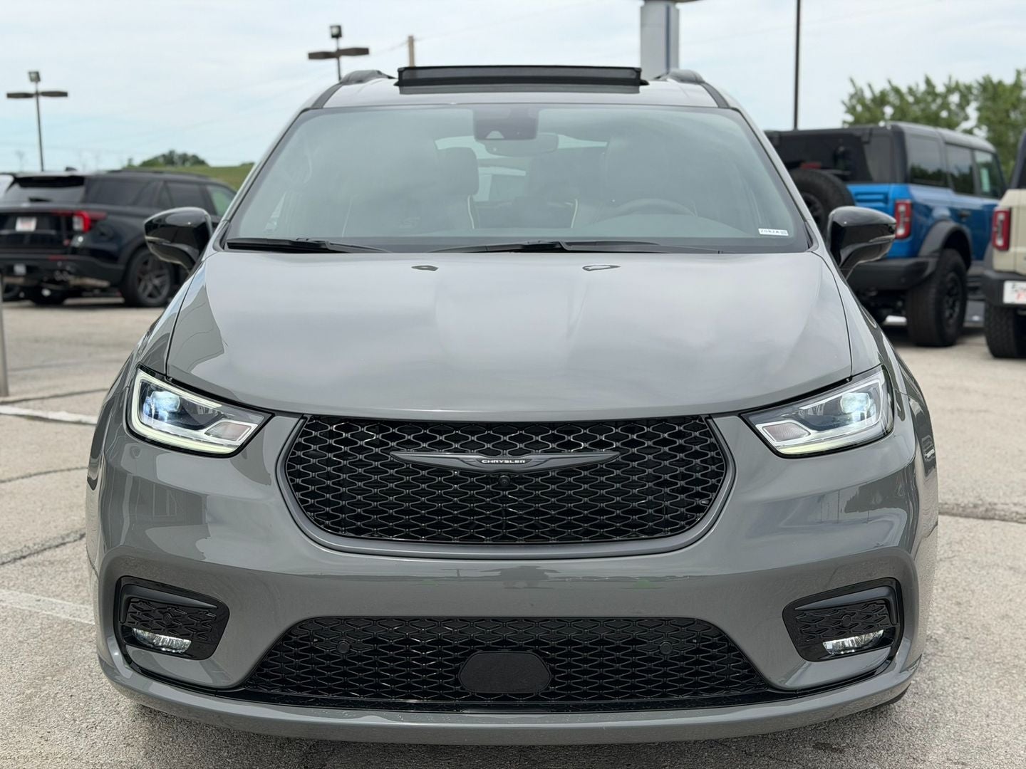 2025 Chrysler Pacifica Limited