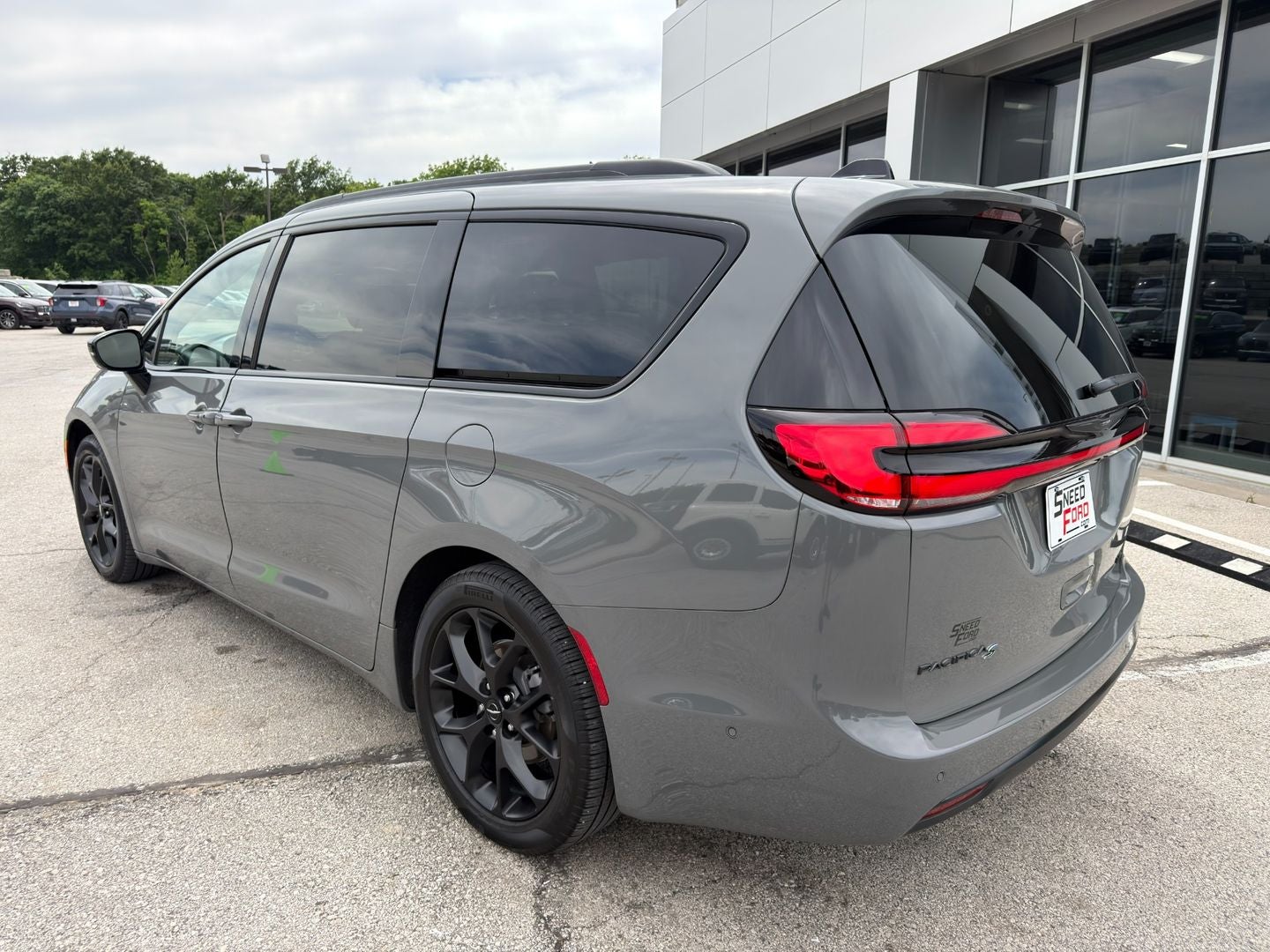 2025 Chrysler Pacifica Limited