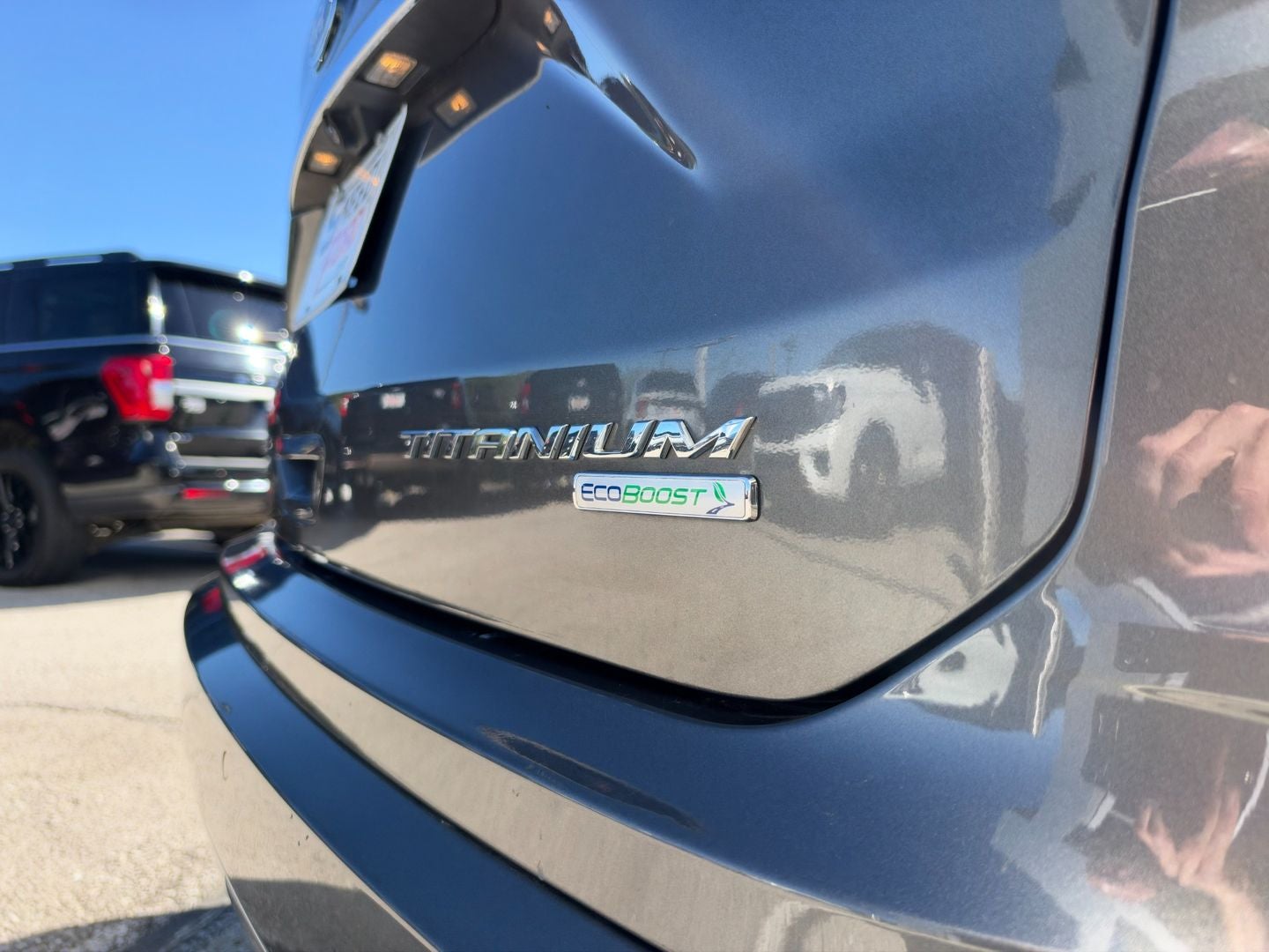 2020 Ford Edge Titanium
