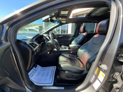 2020 Ford Edge Titanium