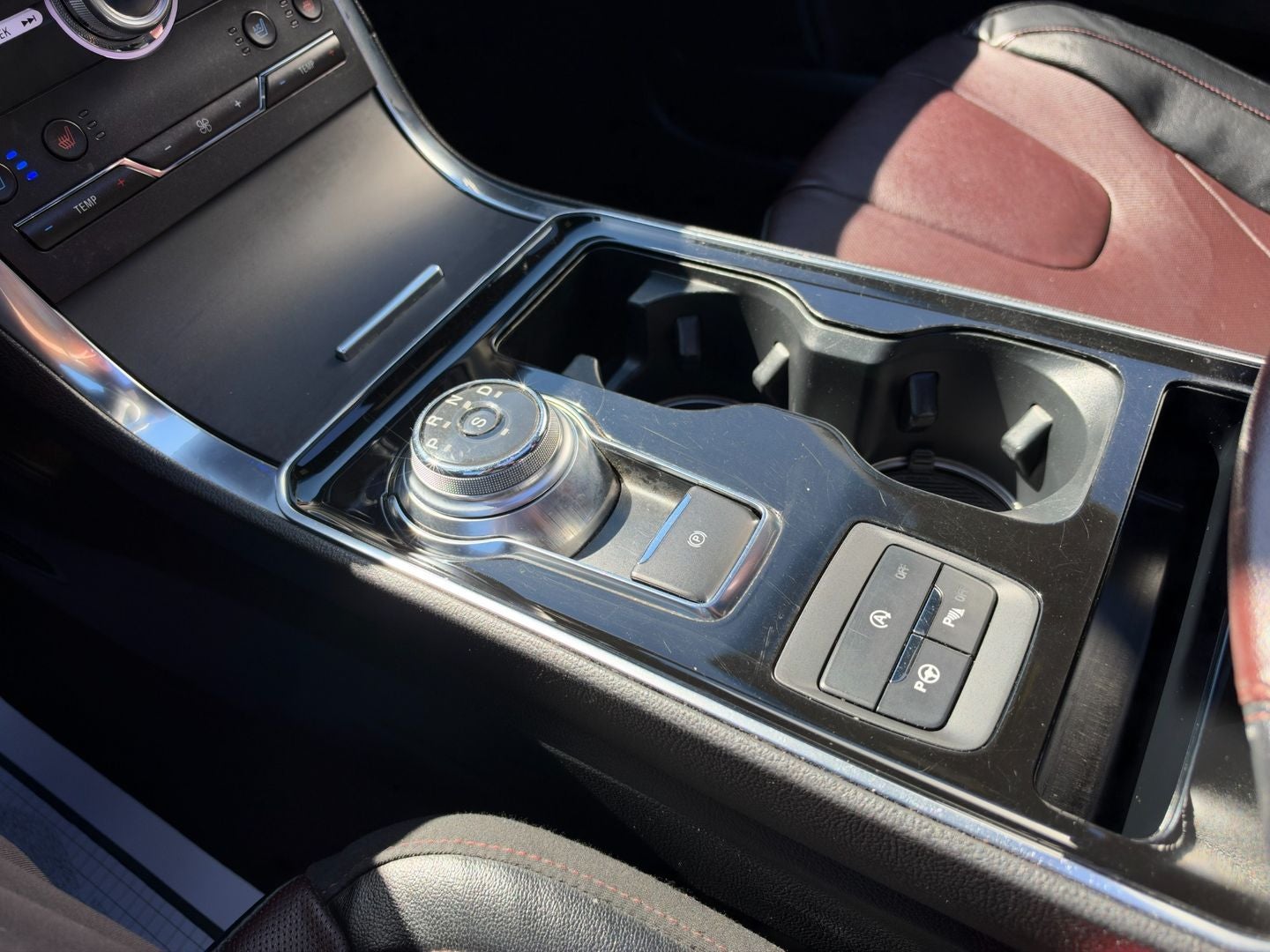 2020 Ford Edge Titanium