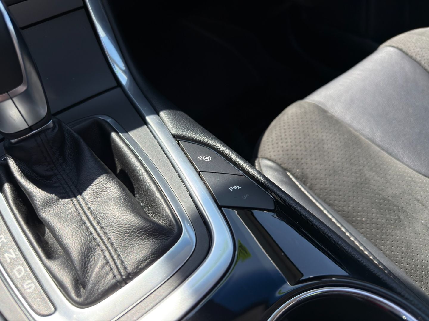 2016 Ford Edge Sport