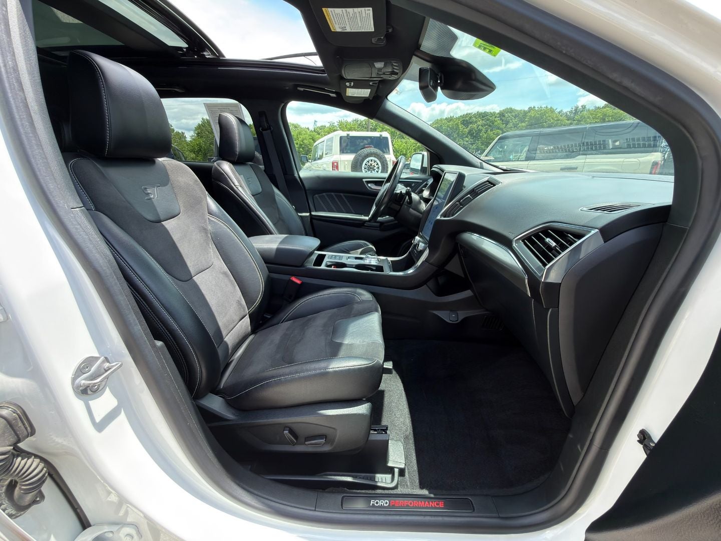 2022 Ford Edge ST