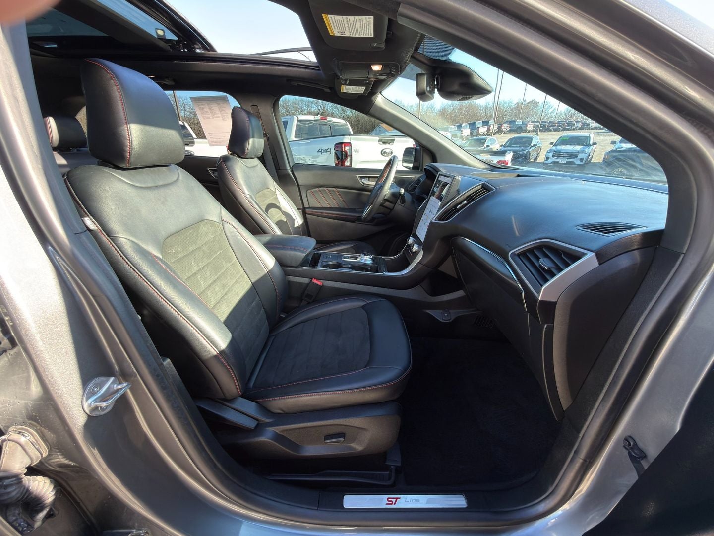 2022 Ford Edge ST-Line