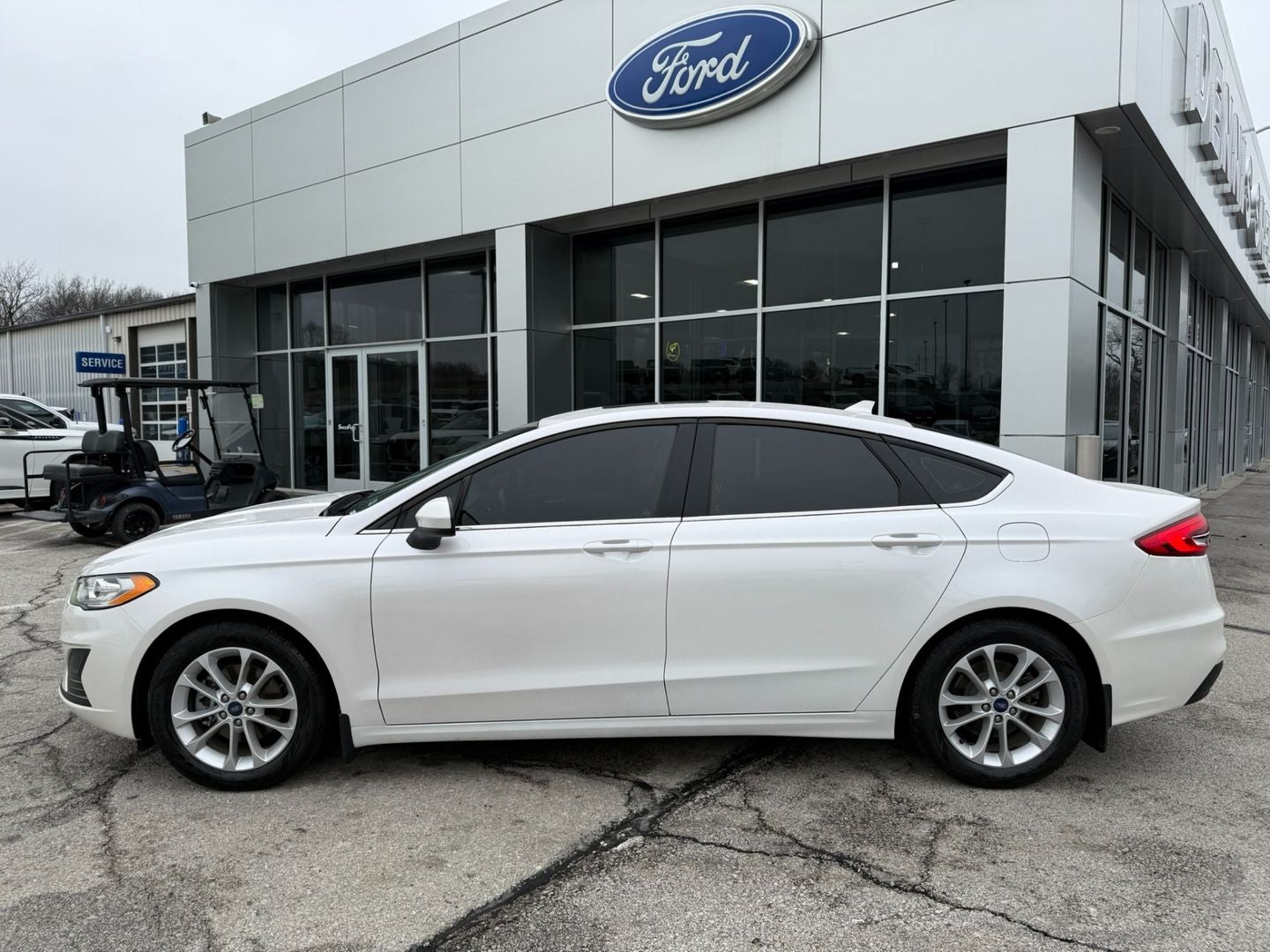 2020 Ford Fusion SE