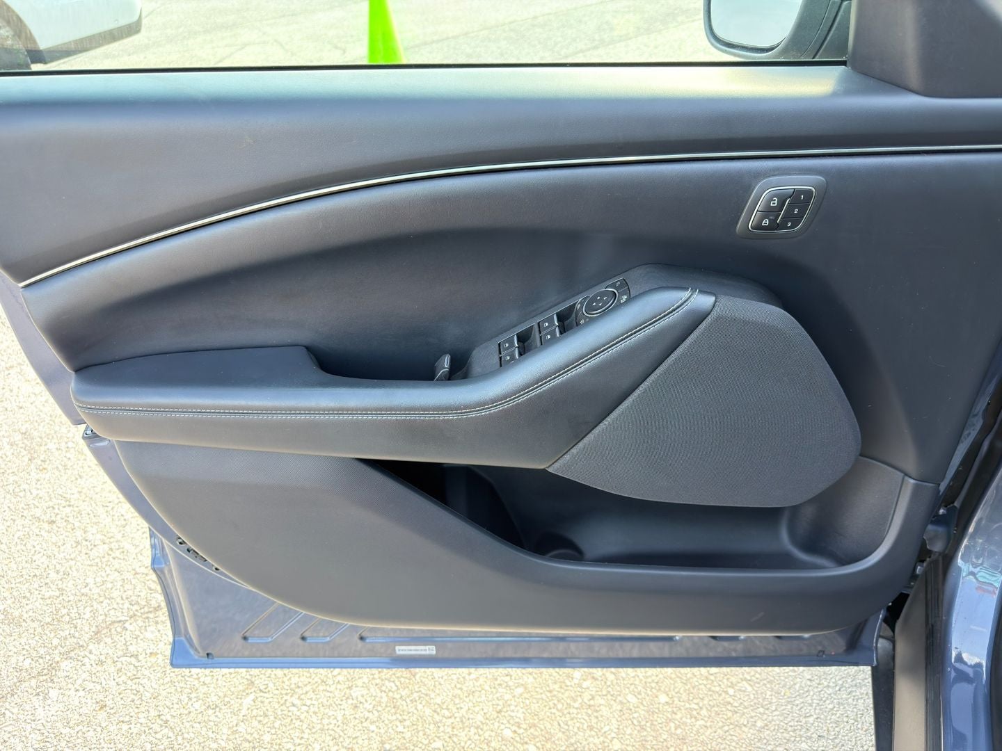 2021 Ford Mustang Mach-E Select