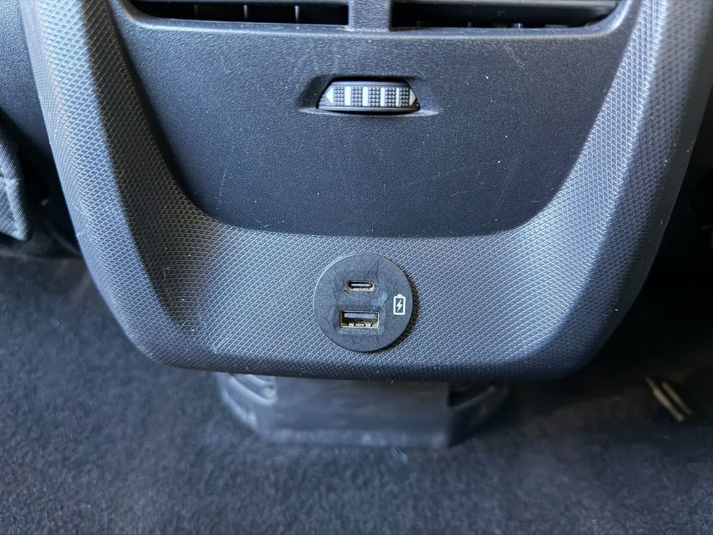 2022 Ford Mustang Mach-E California Route 1