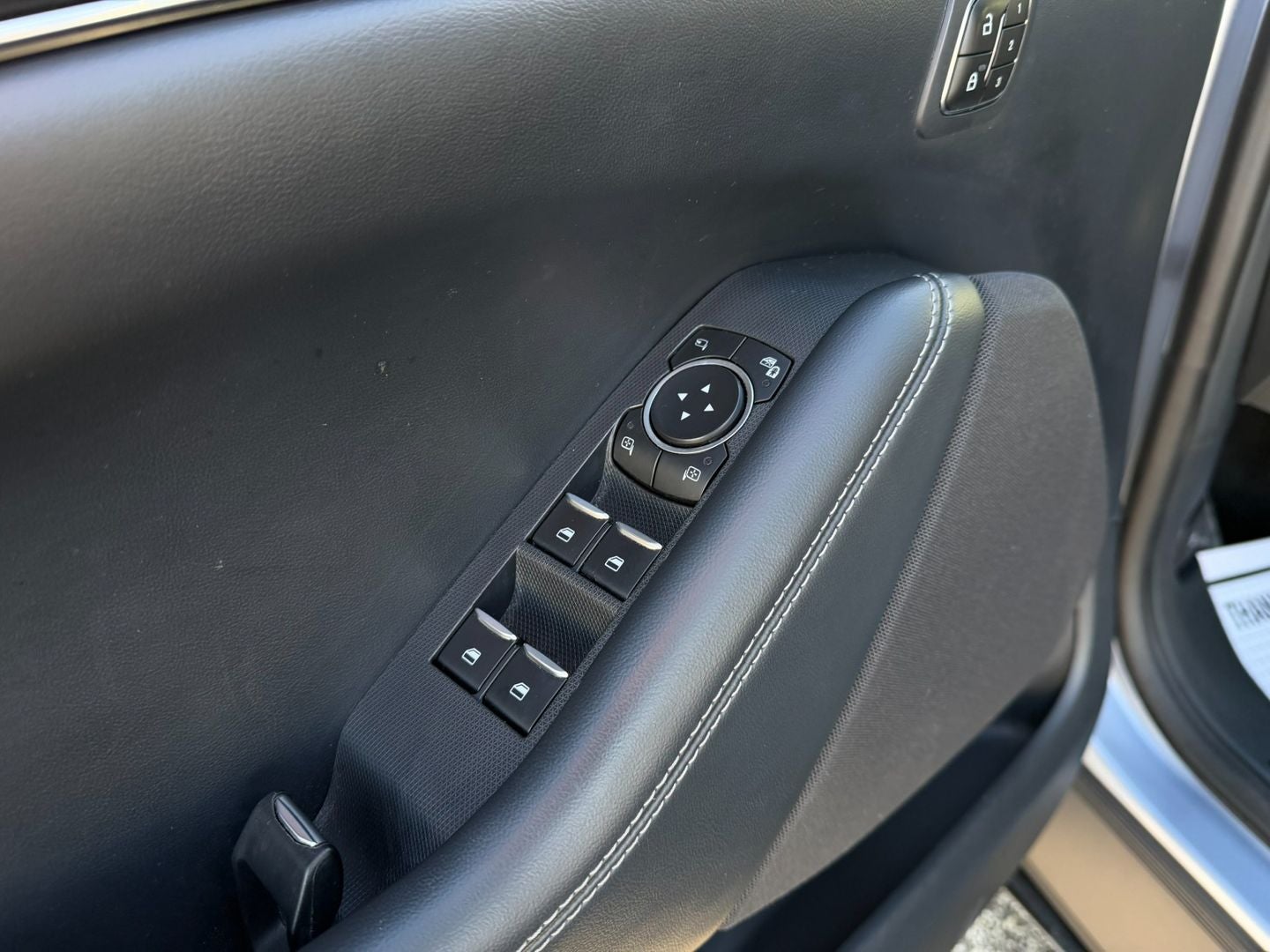 2022 Ford Mustang Mach-E California Route 1