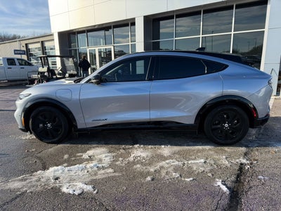 2022 Ford Mustang Mach-E California Route 1