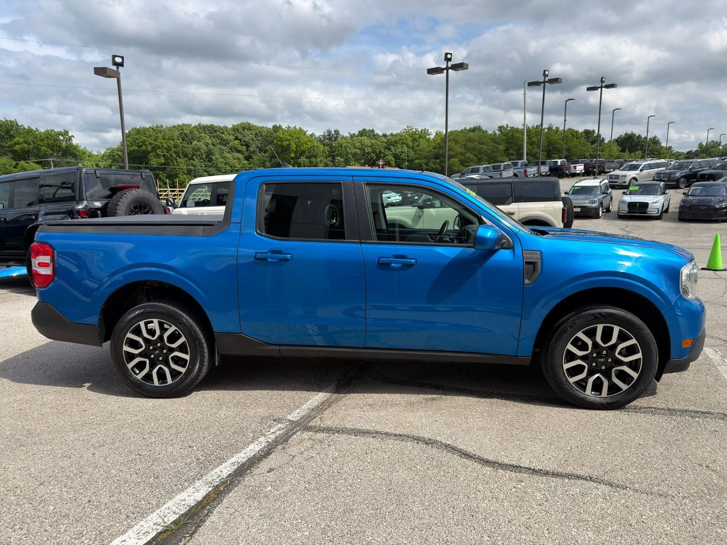 2022 Ford Maverick Lariat Hybrid