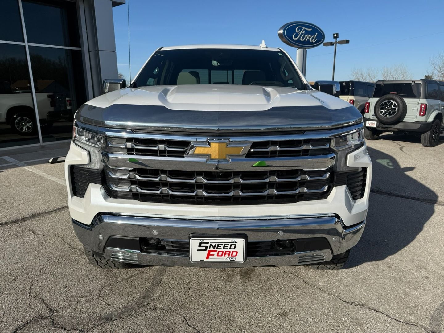 2025 Chevrolet Silverado 1500 LTZ