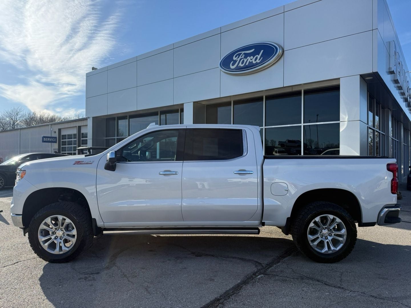 2025 Chevrolet Silverado 1500 LTZ