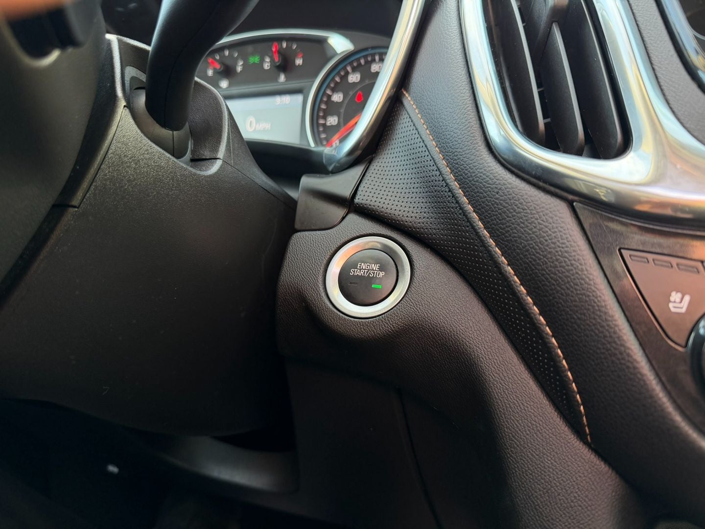 2024 Chevrolet Equinox Premier