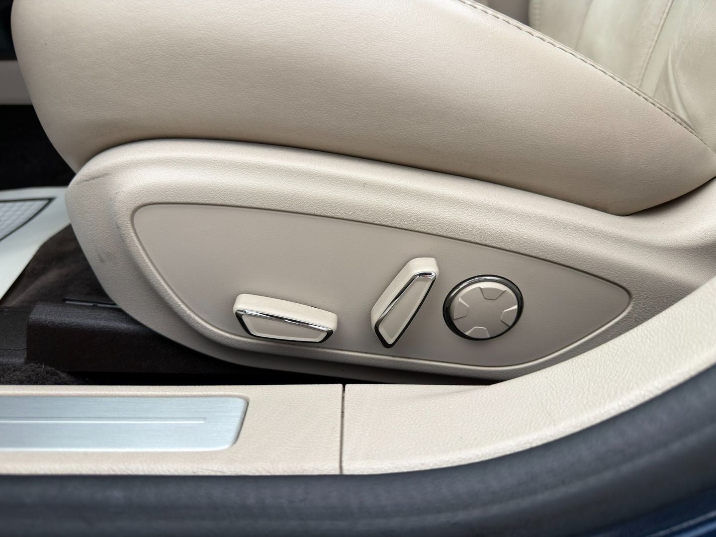 2017 Lincoln MKZ Select