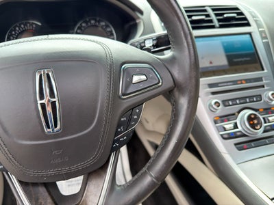 2017 Lincoln MKZ Select