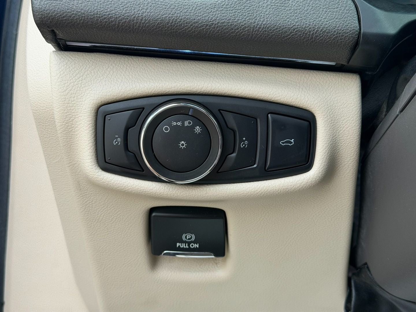 2017 Lincoln MKZ Select