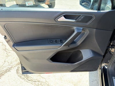 2021 Volkswagen Tiguan SE R-Line Black
